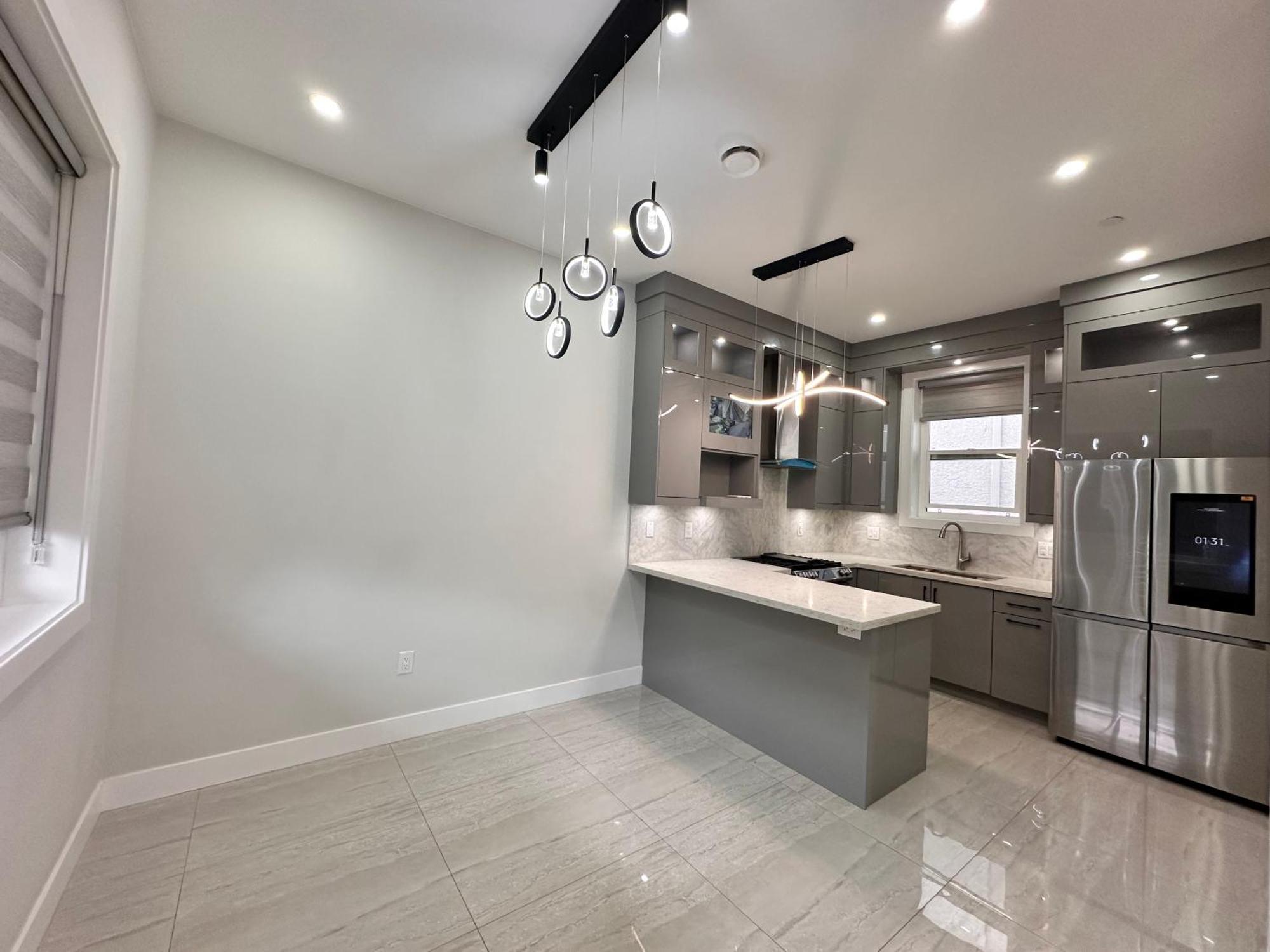 Modern And New House Near Pne With Big Garden And Free Parking Apartment Vancouver Exterior foto